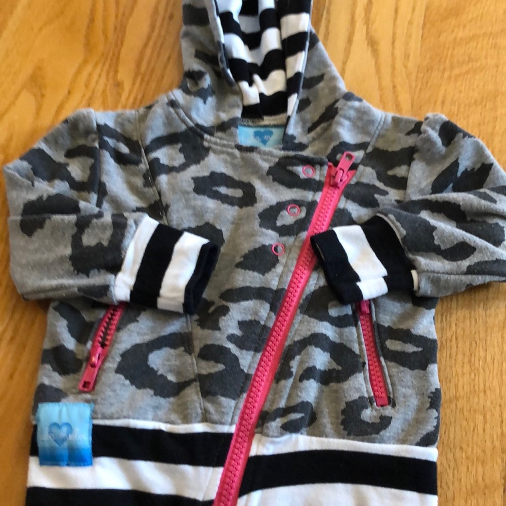 Adorable grey camo jacket